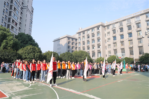 嗨戰(zhàn)！百捷火炬點(diǎn)燃熱烈永動(dòng)機(jī)